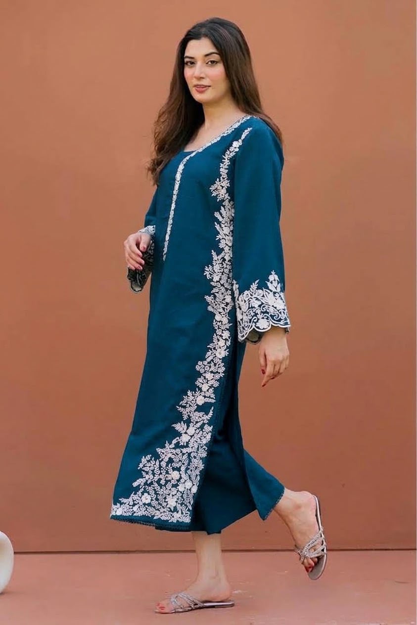 ASLING WINTER COLLECTION |
Pure Dhanak Embroidered |2-Piece Suit