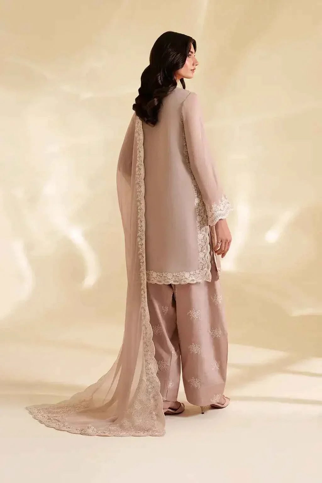 IZ NIK — CHIFFON & MALAI COLLECTION