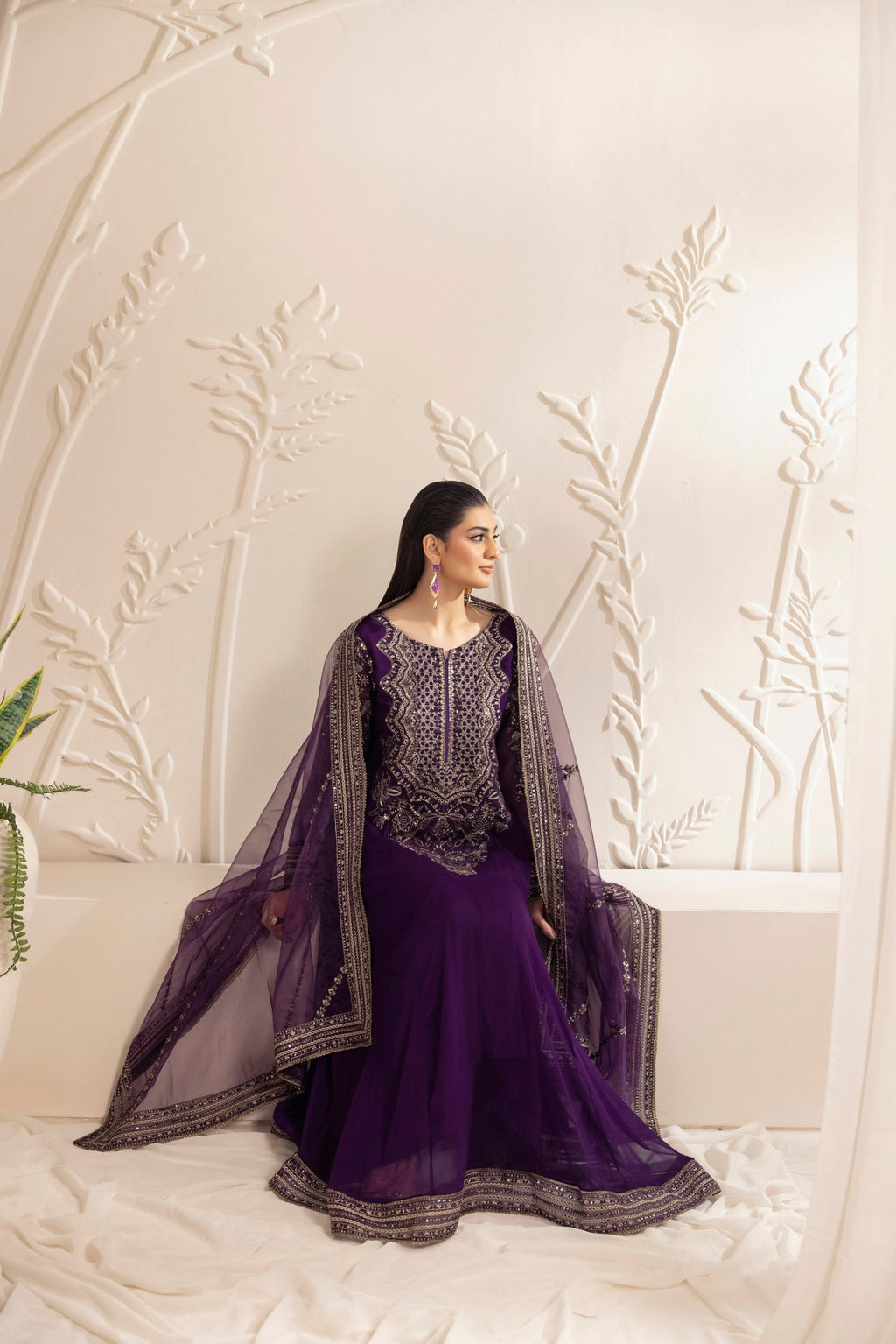 MOHAGNI — WINTER COLLECTION 2026 
3-PIECE DHANAK EMBROIDERED SUIT
Brand Code: 3641