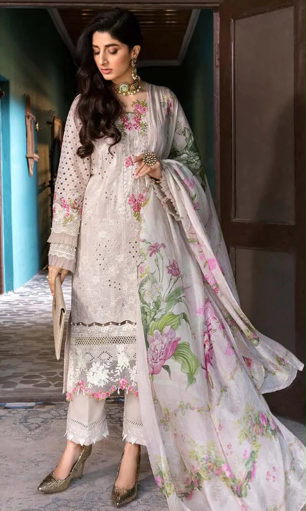 ELAF — WINTER COLLECTION 2026 
3-PIECE DHANAK EMBROIDERED SUIT
Brand Code: 121213